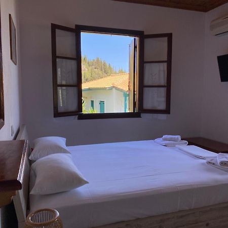Pansion Vasso Hotel Ayios Nikitas Ngoại thất bức ảnh