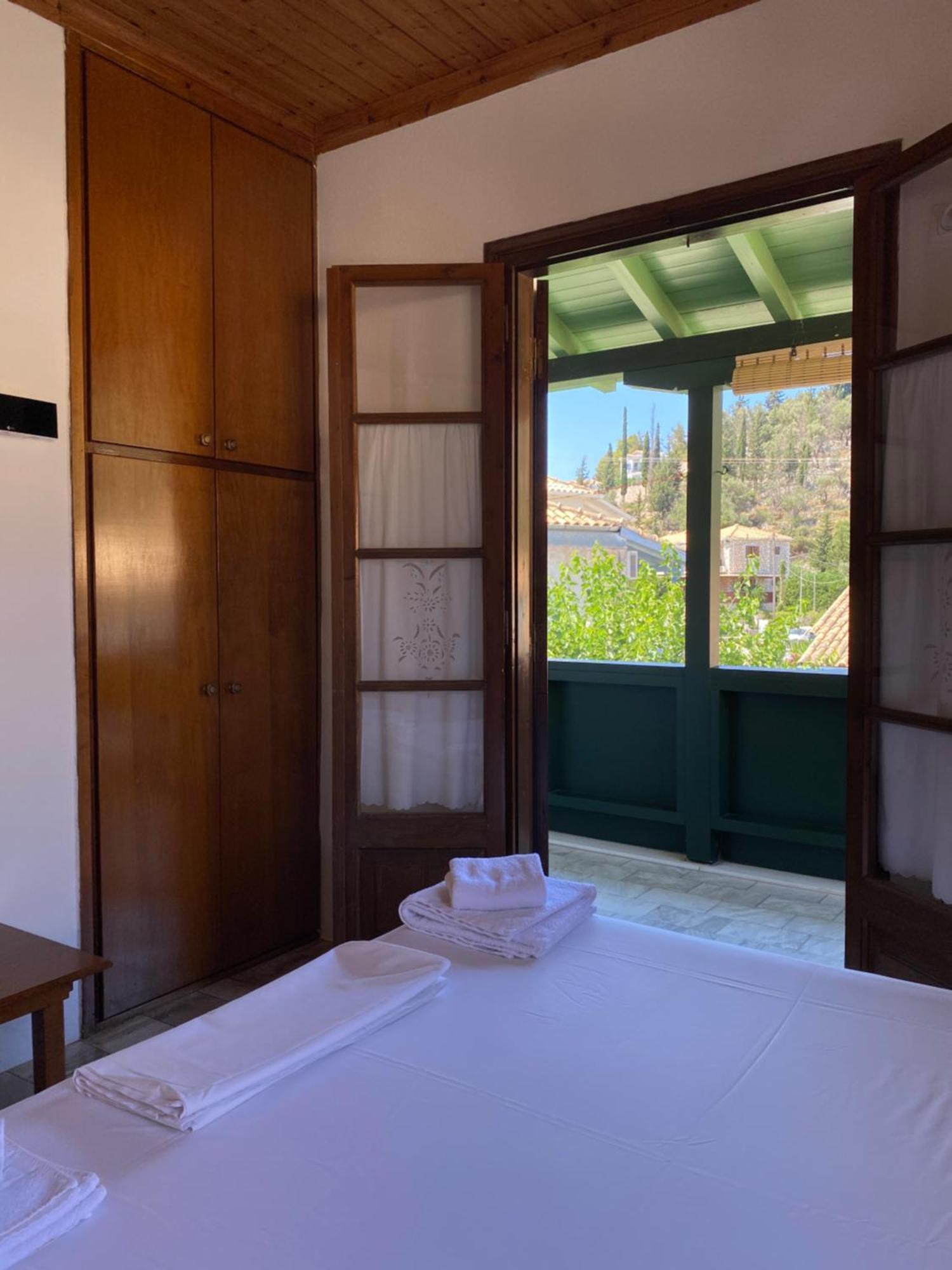 Pansion Vasso Hotel Ayios Nikitas Ngoại thất bức ảnh